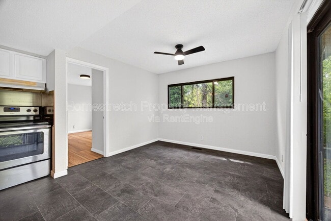 Building Photo - 368 Cameron Rd
