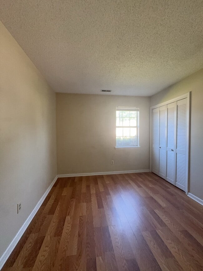 Building Photo - 2910 Norbrick St