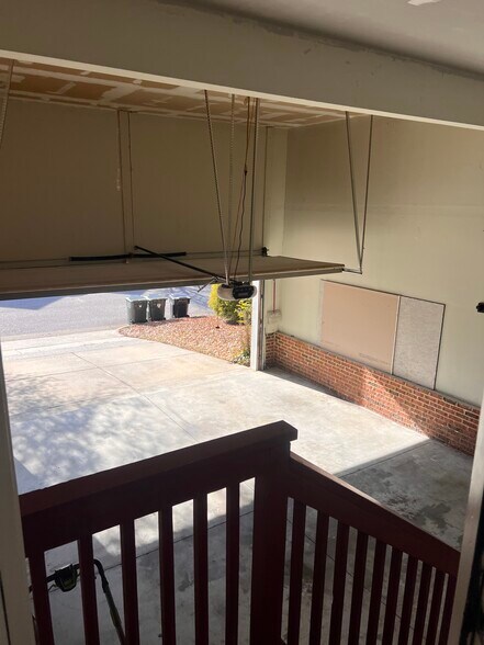 Building Photo - 4700 Porchaven Ln