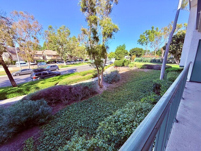 Building Photo - Best Value in Irvine!