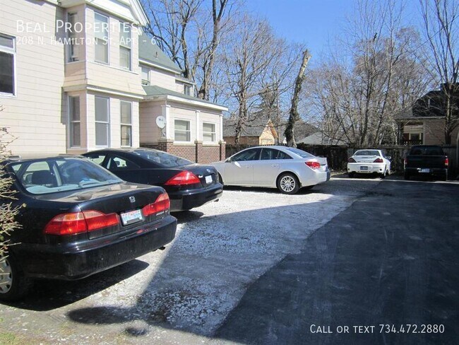 Building Photo - 208 N Hamilton St