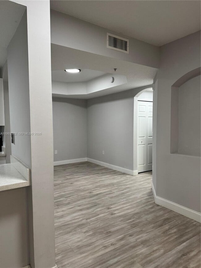 Building Photo - 6440 NW 114th Ave