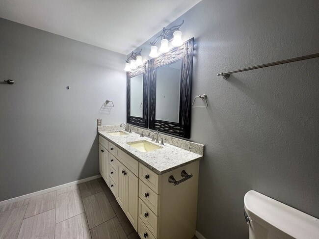 Building Photo - 7543 Prairie Lace