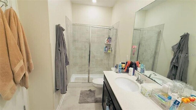 Building Photo - 5321 Amersham Ln