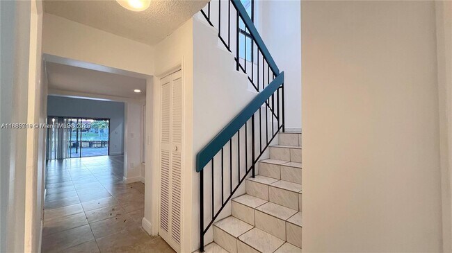 Building Photo - 1650 SW 125th Ct