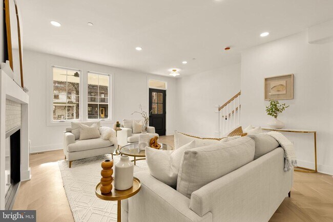 Building Photo - 1706 Bay St SE