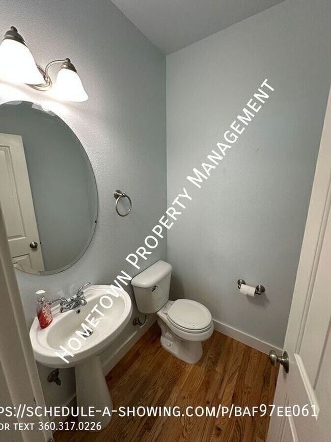 Building Photo - 4235 Cashmere Dr NE