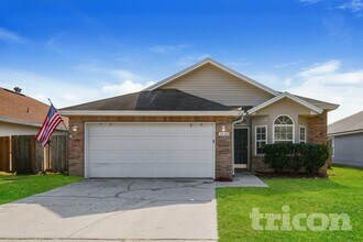 Building Photo - 3464 Brahma Bull Cir N