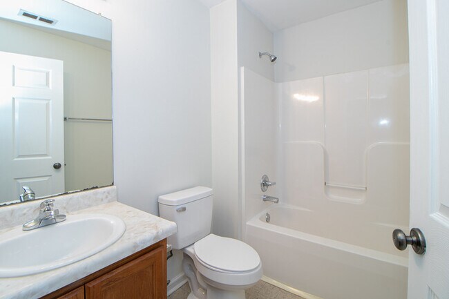 Building Photo - 299 Raleigh Dr