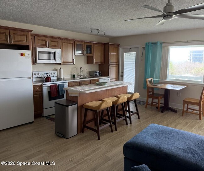 Building Photo - 1273 Jimmy Buffett Mem Hwy
