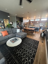 Building Photo - 1585 W 68th Ave