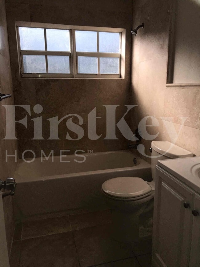 Building Photo - 240 N 69th Way