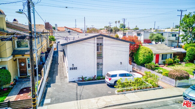 Primary Photo - 2602 Carnegie Ln