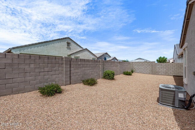 Building Photo - 37668 W San Alvarez Ave