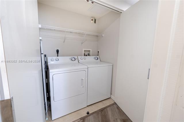 Building Photo - 19501 W Country Club Dr