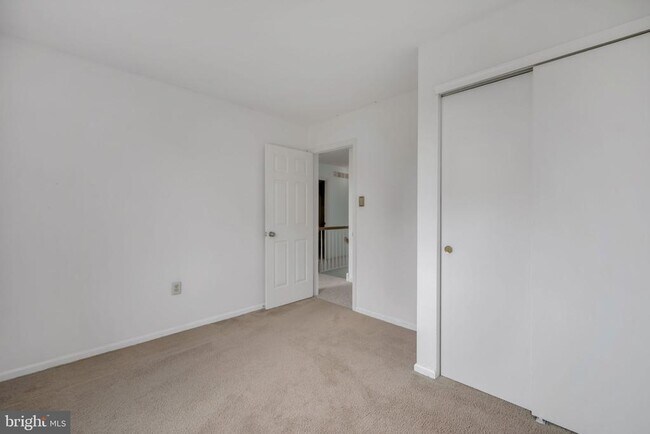 Building Photo - 115 Mulberry Dr