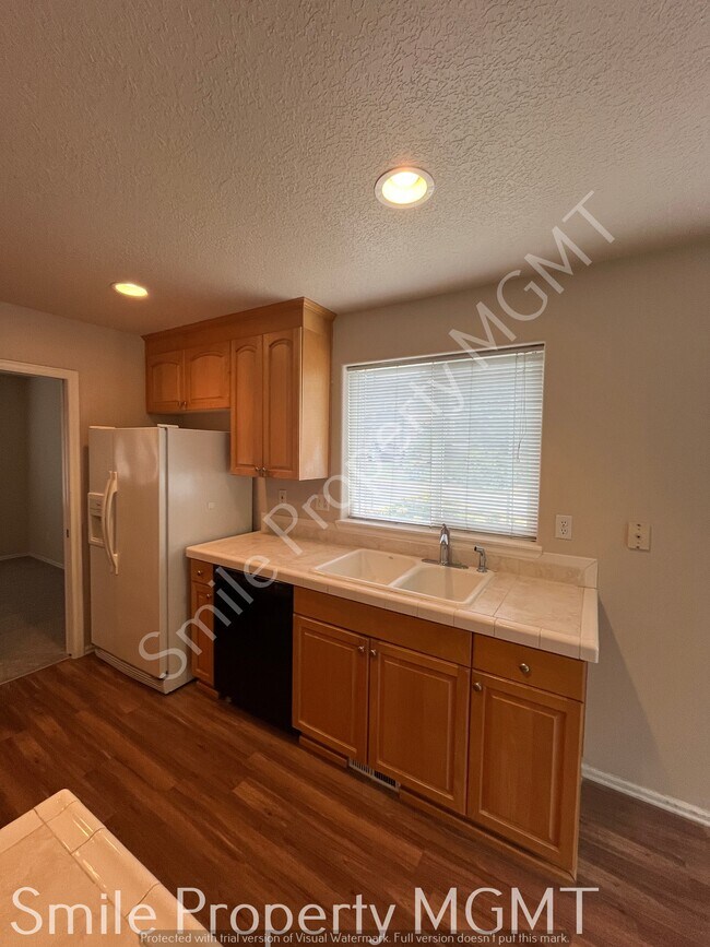 Building Photo - 13840 SE 131st Ave