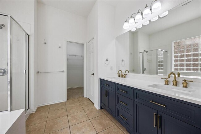 Building Photo - 43 White Magnolia Cir
