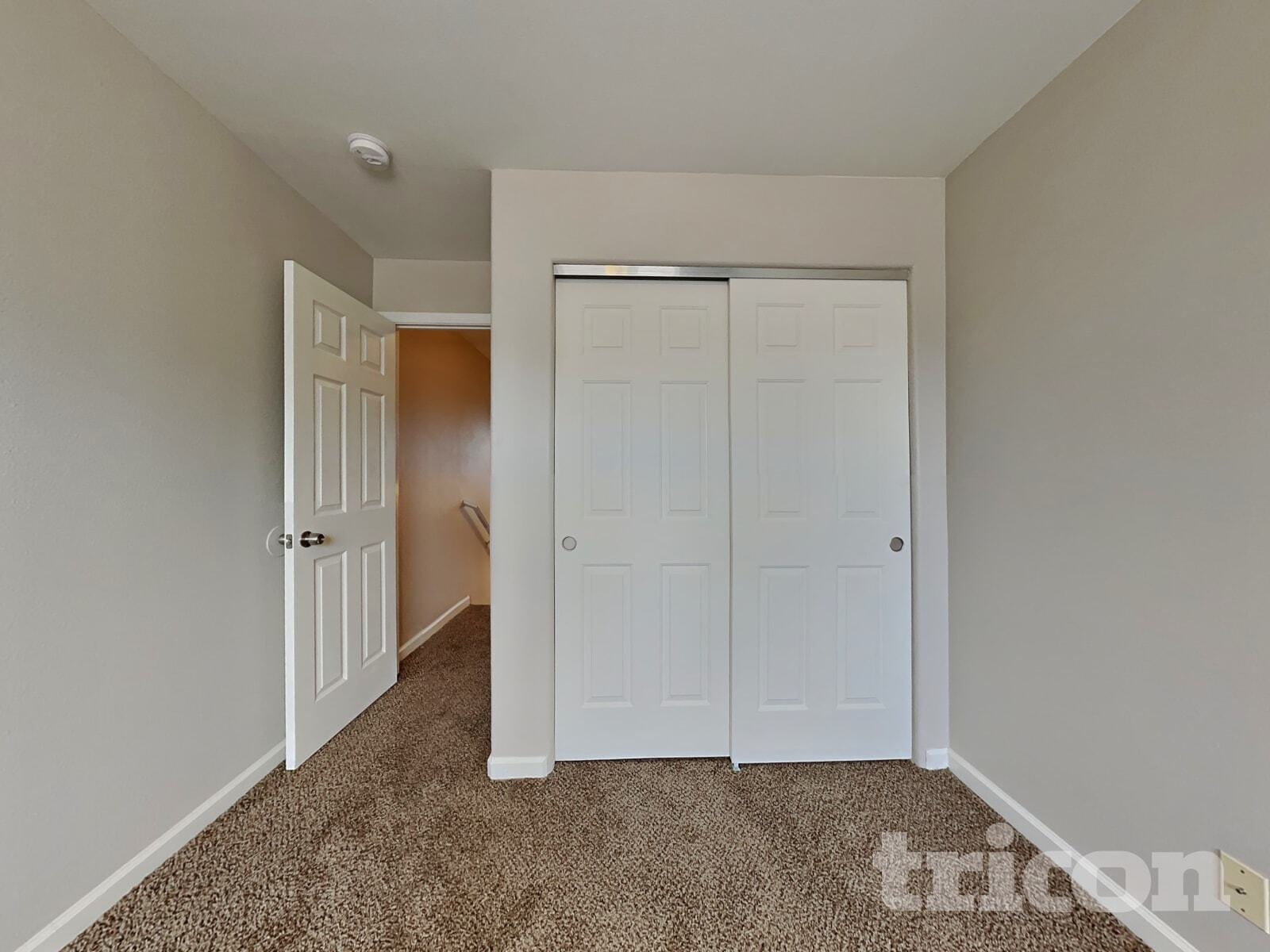 Building Photo - 9665 Meadowstar Dr