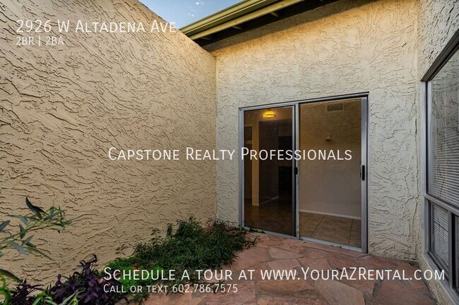 Building Photo - 2926 W Altadena Ave