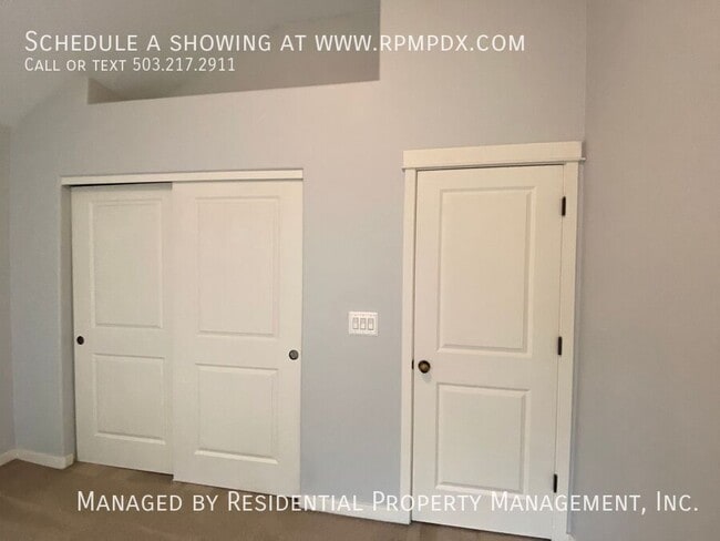 Building Photo - 2518 NW 1st Dr