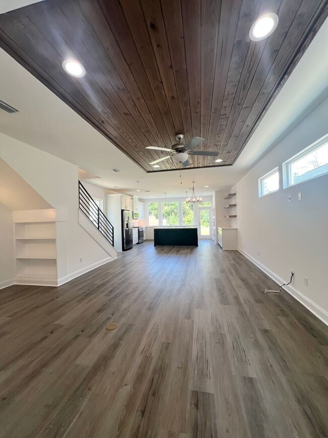 Building Photo - BRAND NEW CONSTRUCTION & MOVE IN READY 3/2...