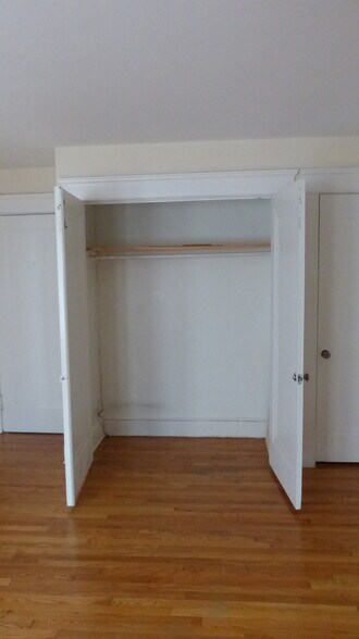 Building Photo - 53 Prospect St