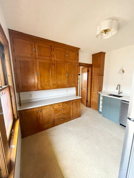 Building Photo - 3954 14th Ave S