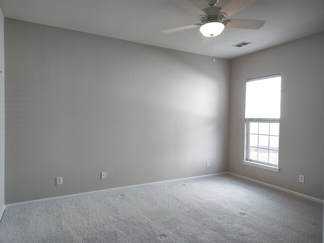 Building Photo - 55 + Senior Community Ranch Style Home  Located in the Exclusive Resort-Style Community of Sun Ci...