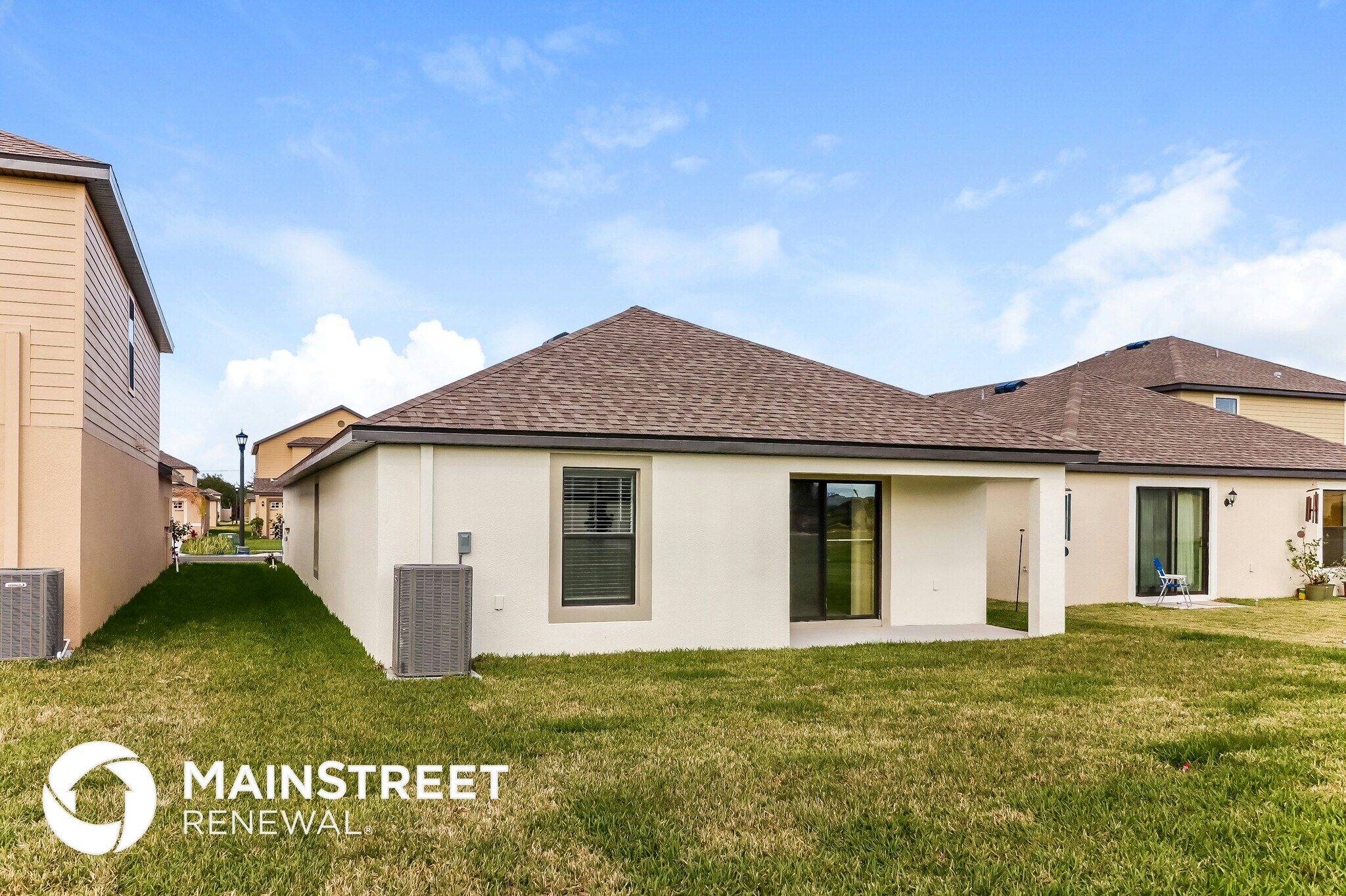 Building Photo - 2127 Peyto Wy