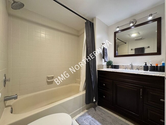 Building Photo - 2100 Langston Blvd.