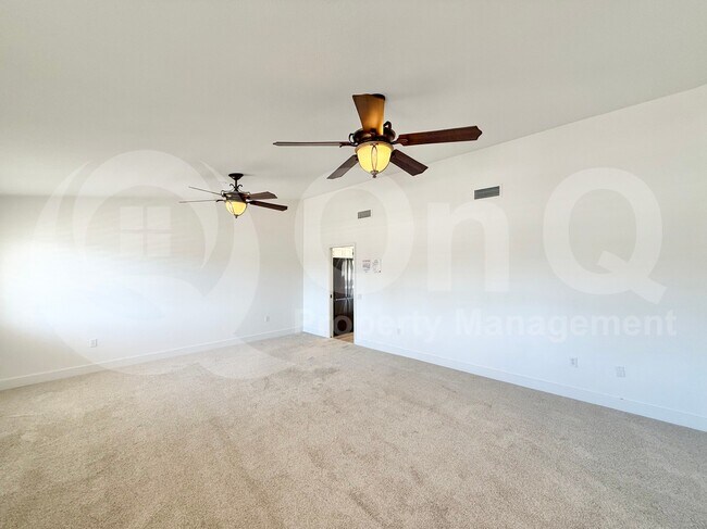 Building Photo - 12810 W Blue Bonnet Dr