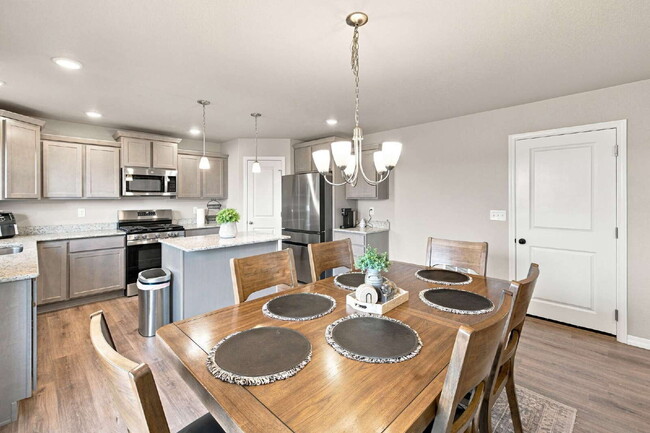 Building Photo - Beautiful 2025-Built 5 Bedroom Home with Finished Walk-Out Basement