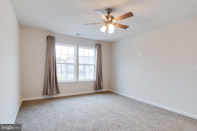 Building Photo - 148 Correri St