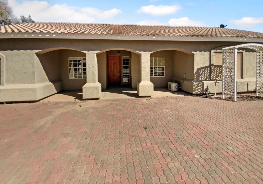 Building Photo - 7920 N 175th Ave