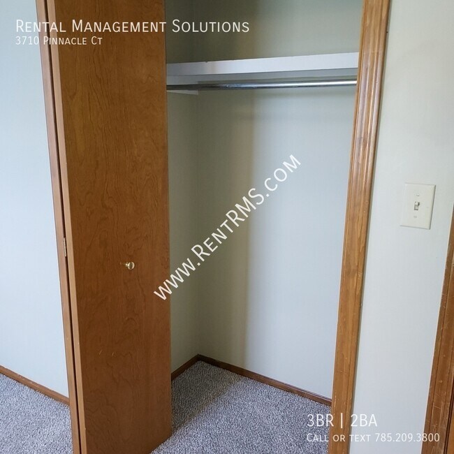 Building Photo - **MOVE-IN SPECIAL**3710 Pinnacle Ct-Lawren...