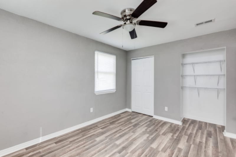 Building Photo - 10544 Abilene Rd