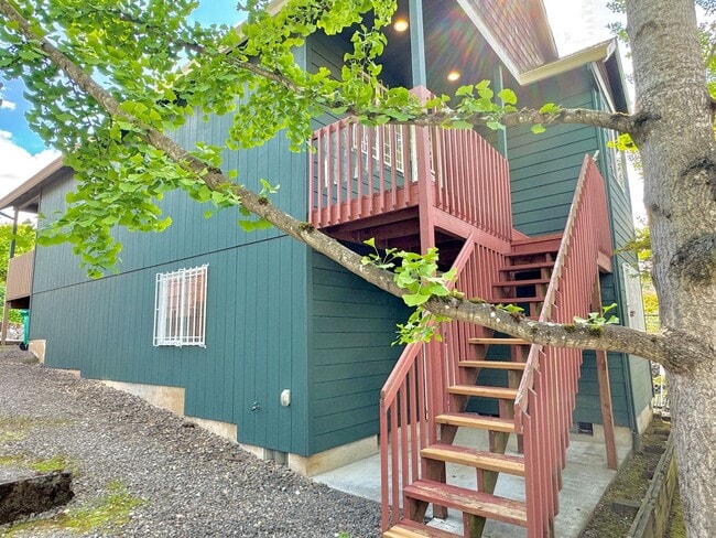 Building Photo - Montavilla Polished 2-Story with Hardwoods, Whole House A/C, Attached Garage, Off-street Parking