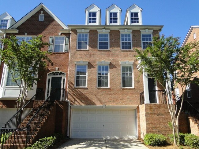 Primary Photo - 1749 Highlands View Dr