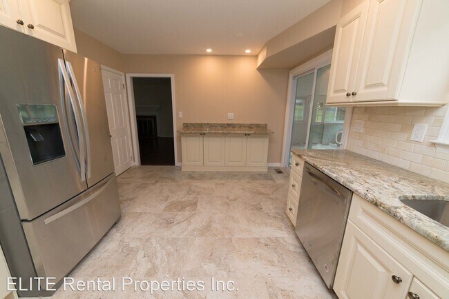 Building Photo - 4 br, 2.5 bath House - 440 Cricket Lane