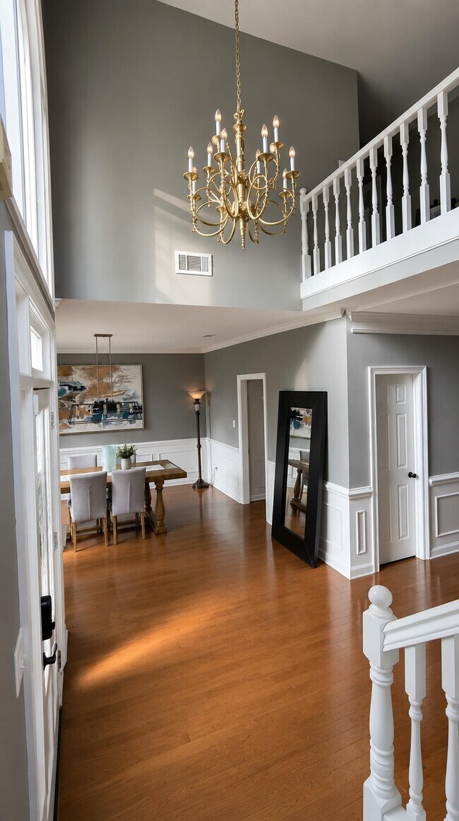 Building Photo - 949 Oak Arrow Cove