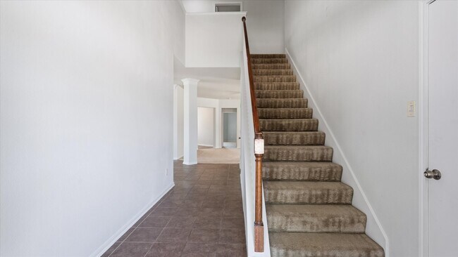 Building Photo - 9954 Knob Hollow Way