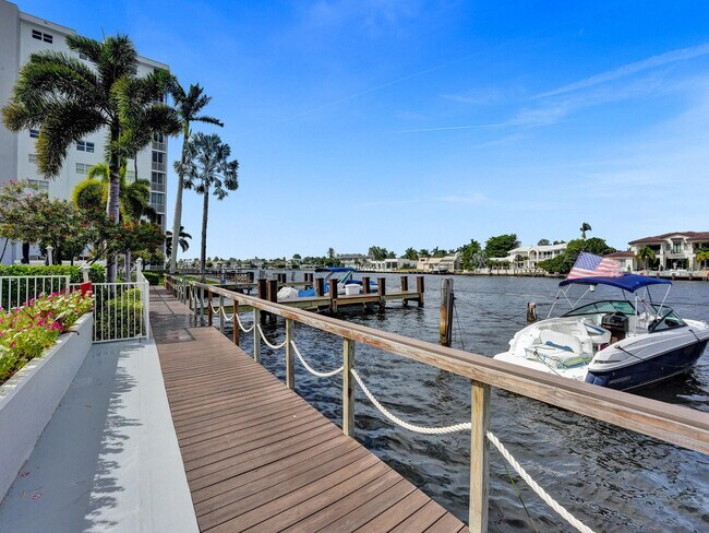 Building Photo - 3300 S Ocean Blvd