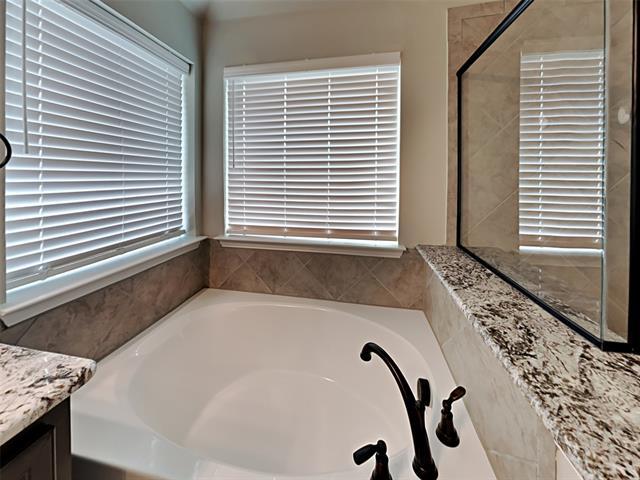 Building Photo - 5211 Pentridge Dr