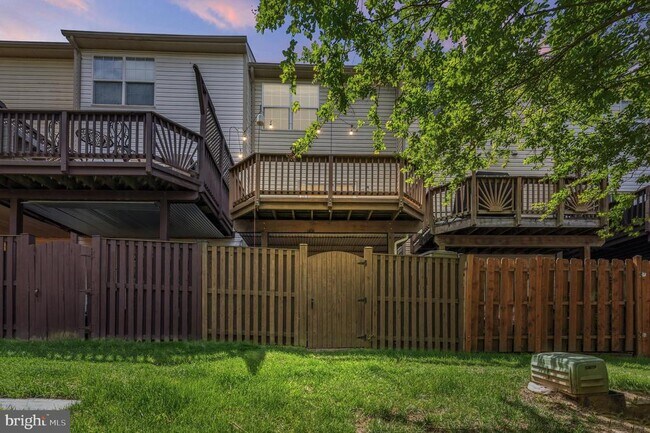 Building Photo - 3575 Sherbrooke Cir