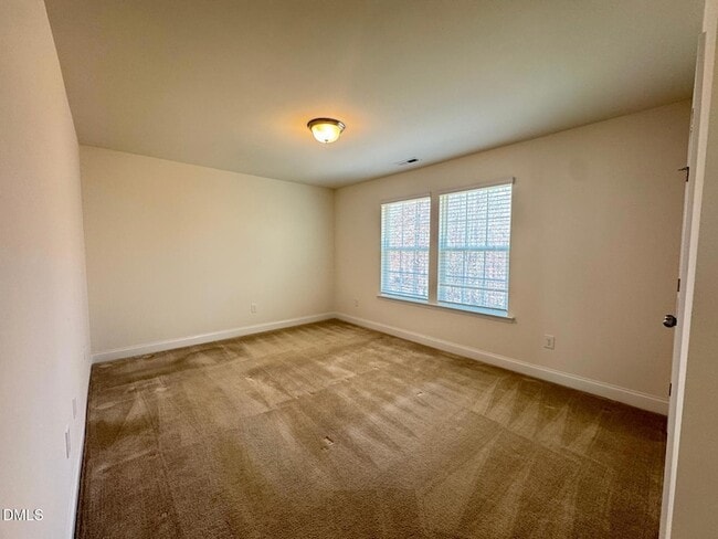 Building Photo - 247 Dando St