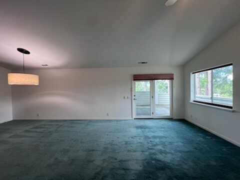 Building Photo - 133 Argall Way