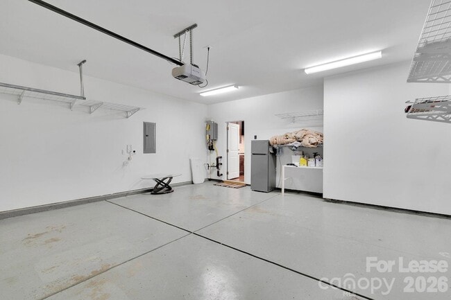 Building Photo - 11715 Clems Branch Dr