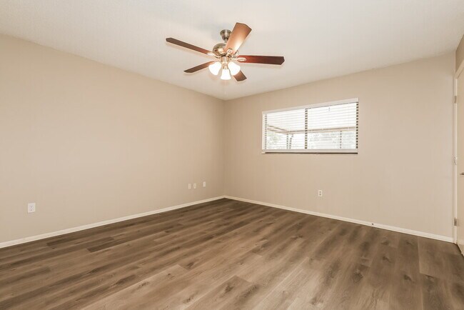 Building Photo - 1512 Blueteal Dr