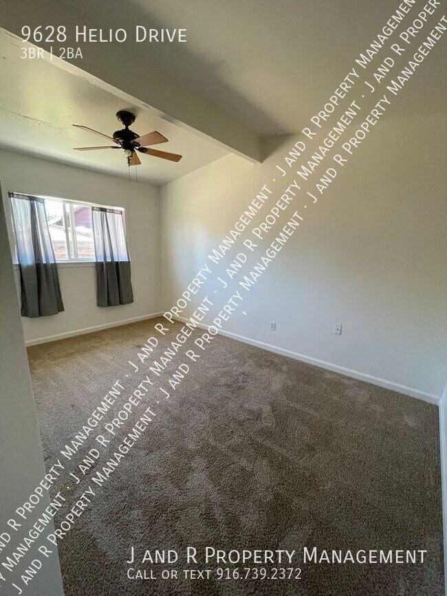 Building Photo - 9628 Helio Dr